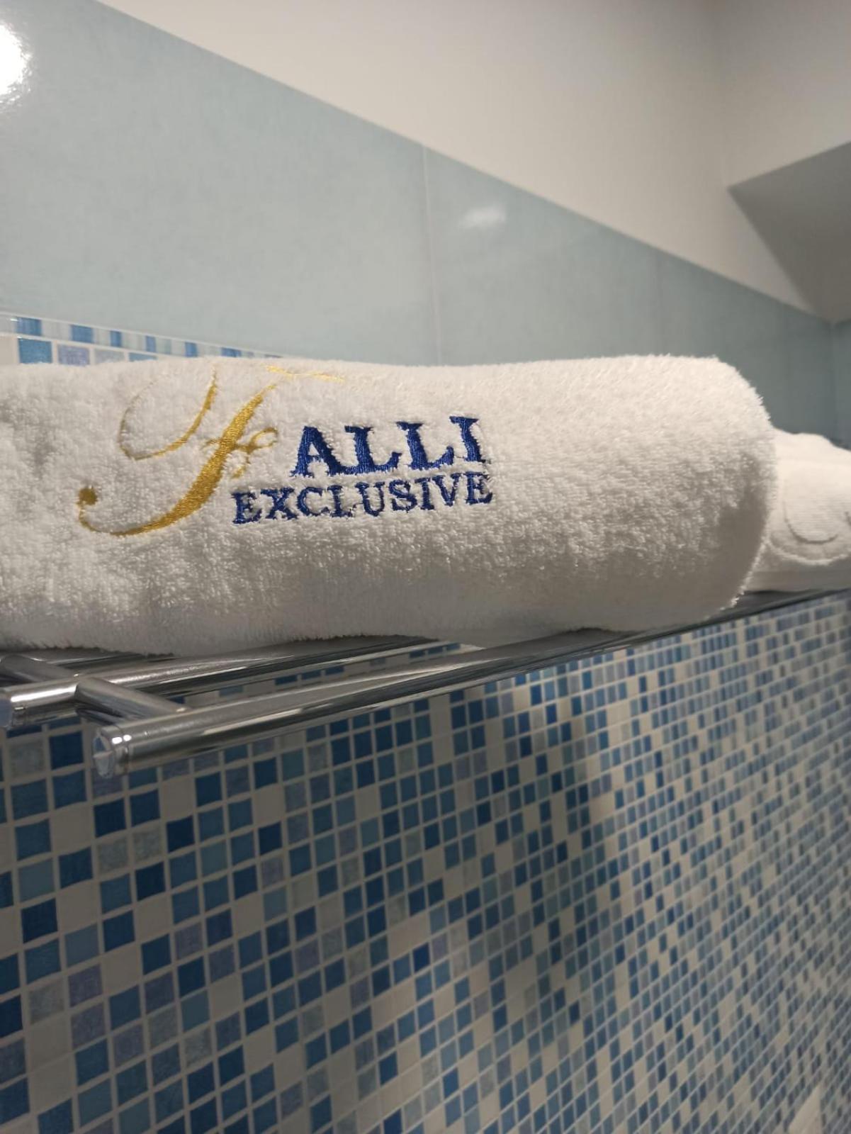 Falli Exclusive And Breakfast -con Parcheggio Privato E Gratuito-