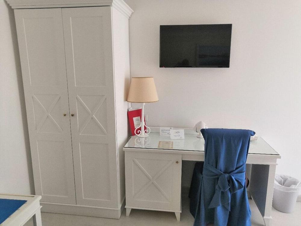 Falli Exclusive And Breakfast -con Parcheggio Privato E Gratuito- *